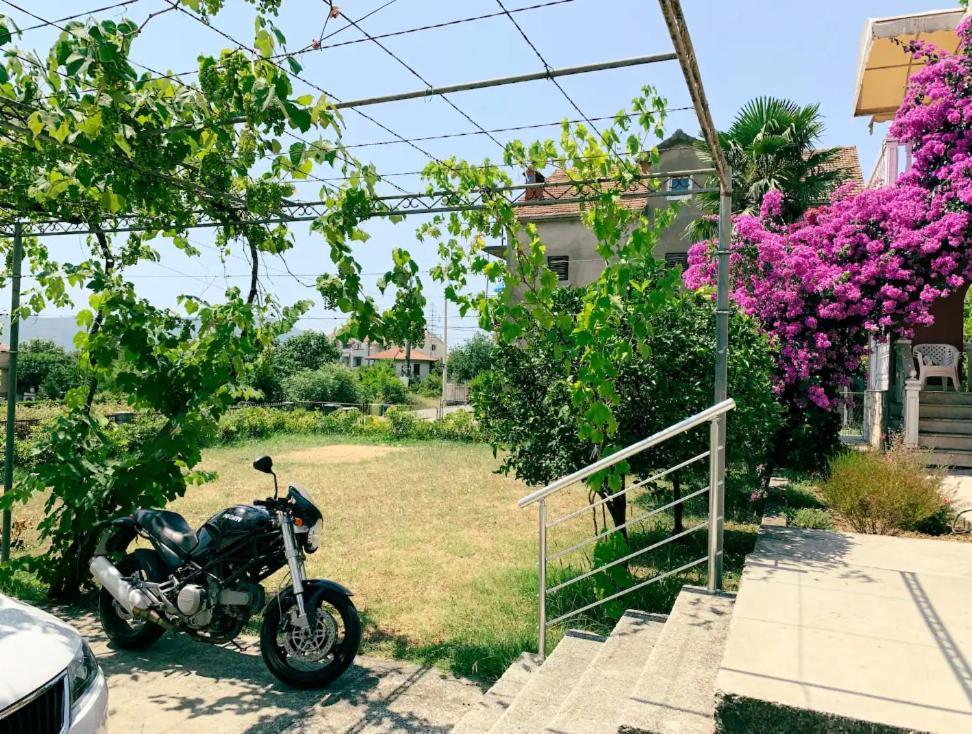 Peaceful, Cosy Tivat Guesthouse Εξωτερικό φωτογραφία